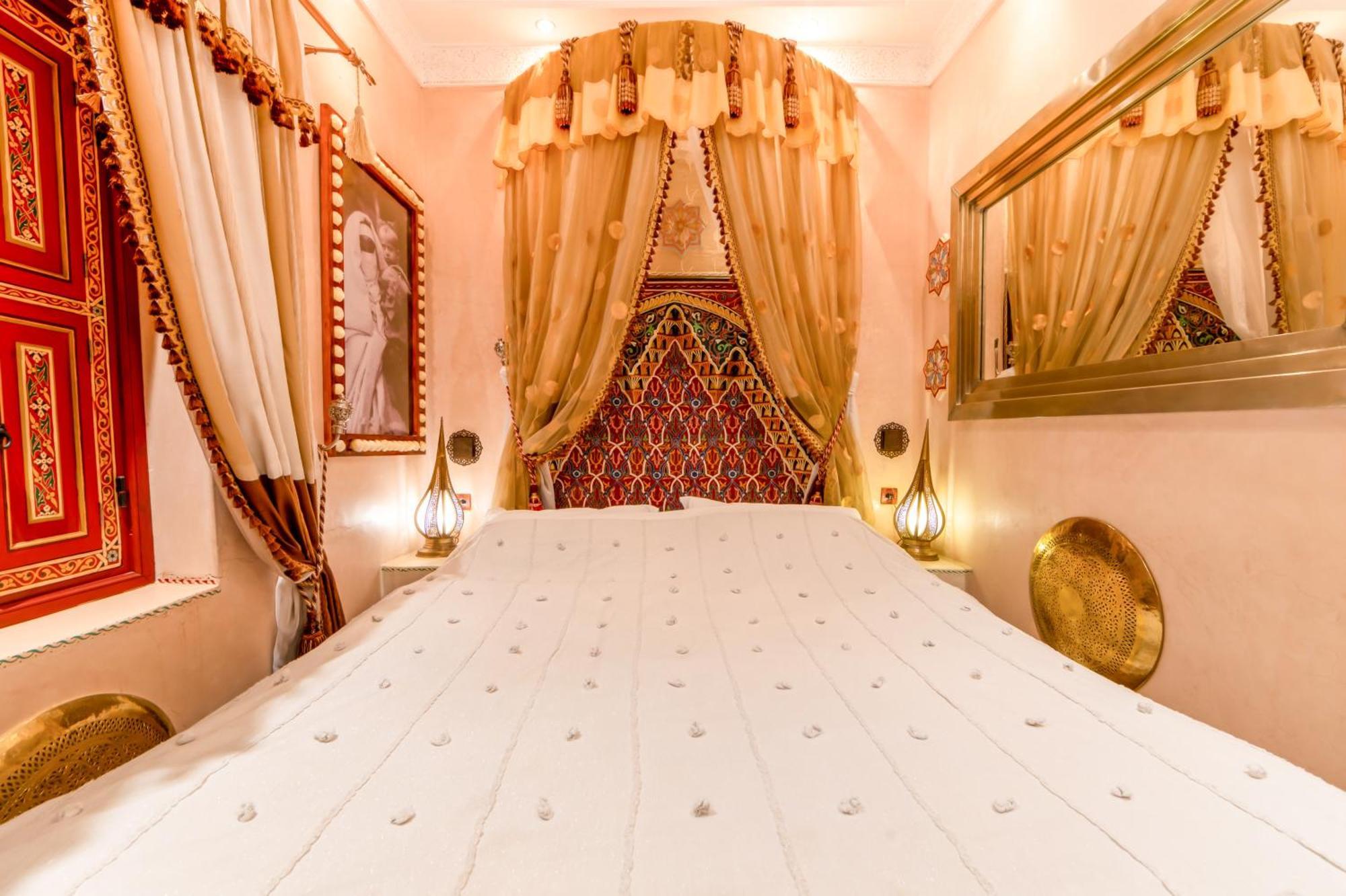 Riad Hikaya Marrakesh Bagian luar foto